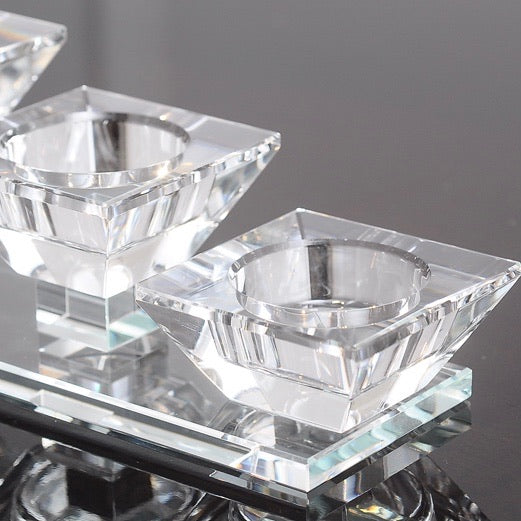 شمعدان كريستالي لـ 5 شموع