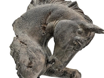 خيل بنمط عتيق