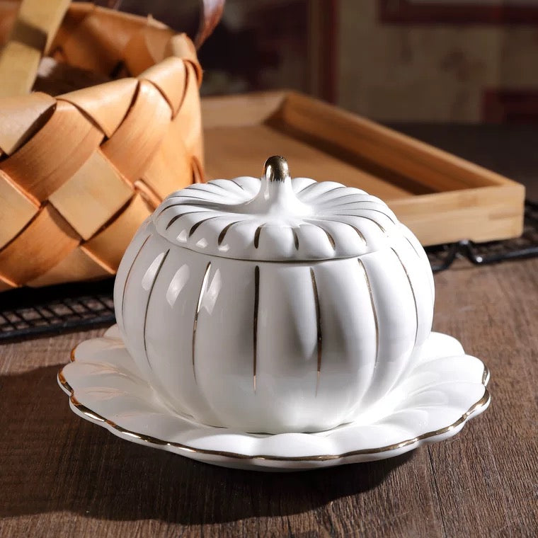 صينية تقديم على شكل يقطينة