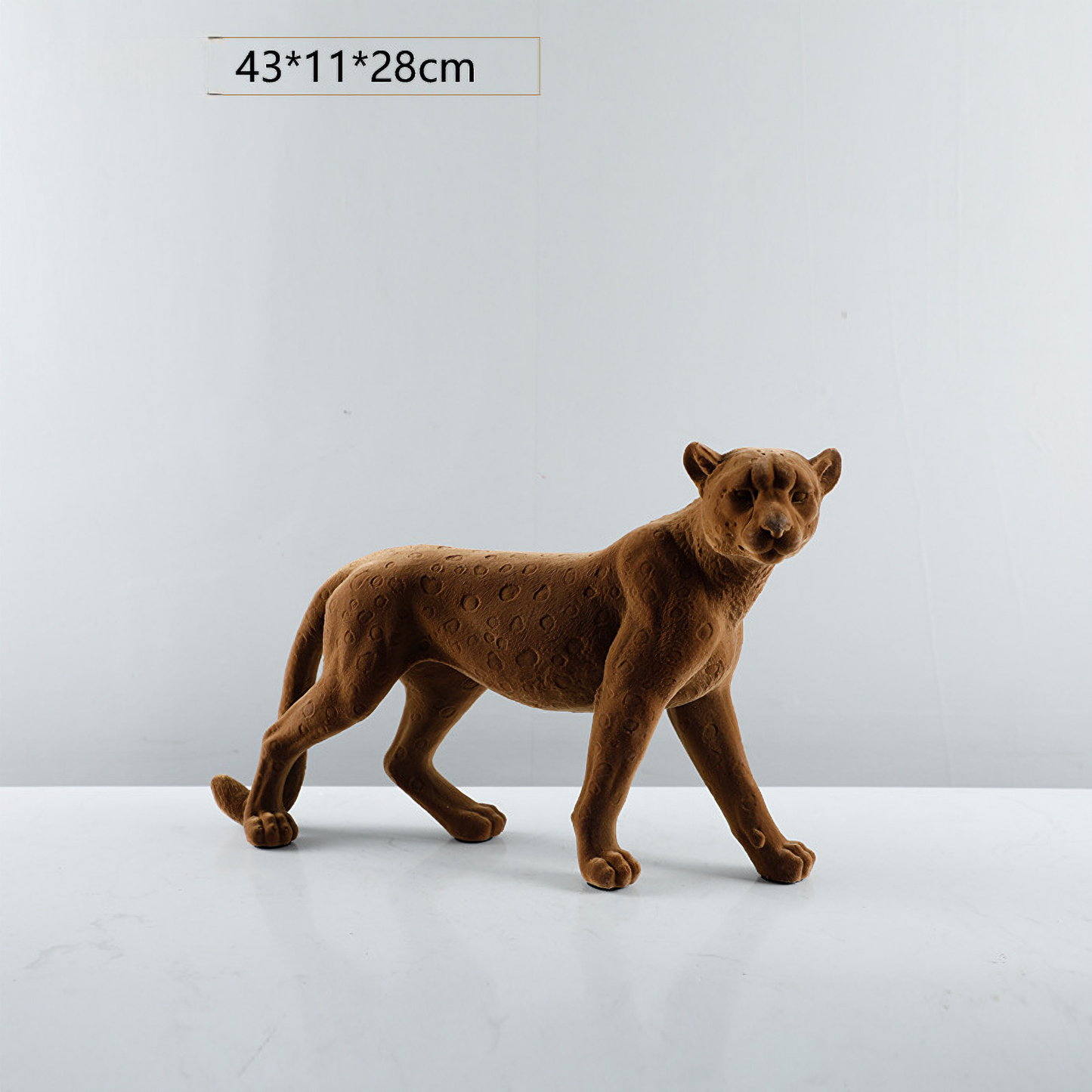 Luxurious cheetah set