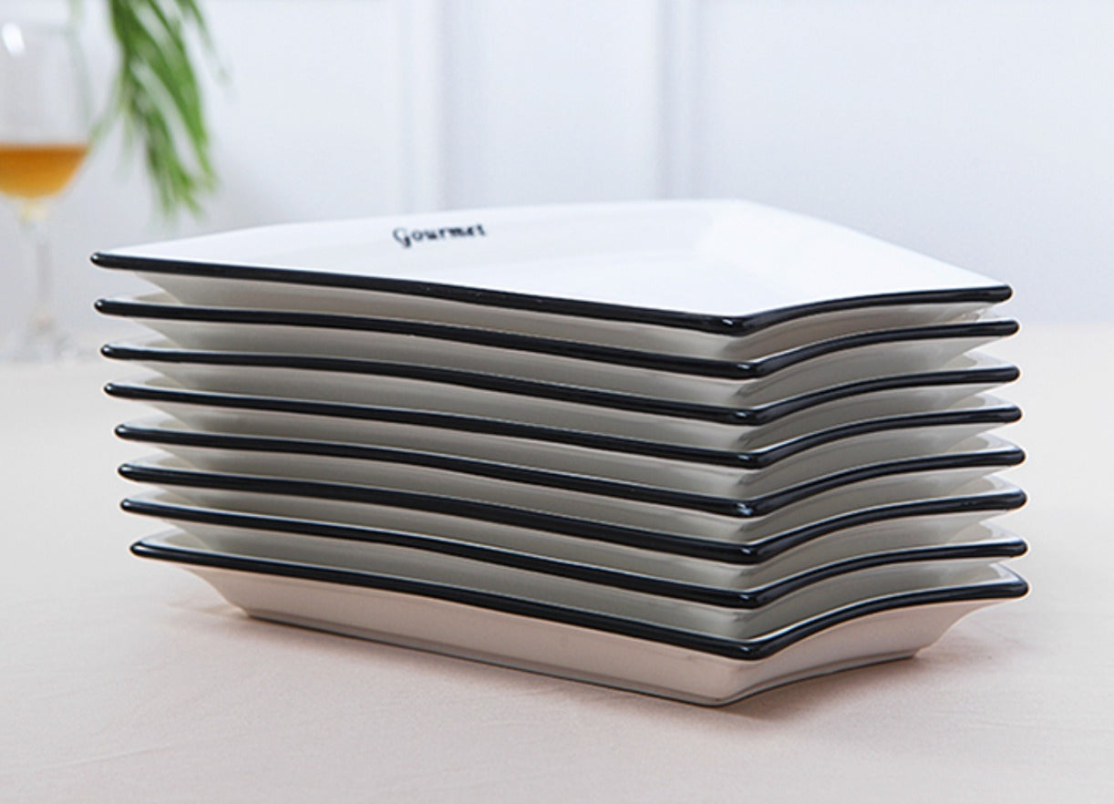 صحون مائدة سيراميك تكفى ٨  افراد