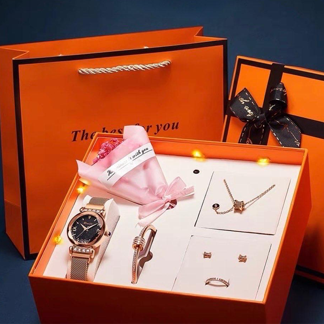 Women's watch and jewelry set