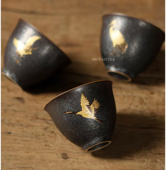 فناجين قهوة / شاي مصنوعة يدويًا