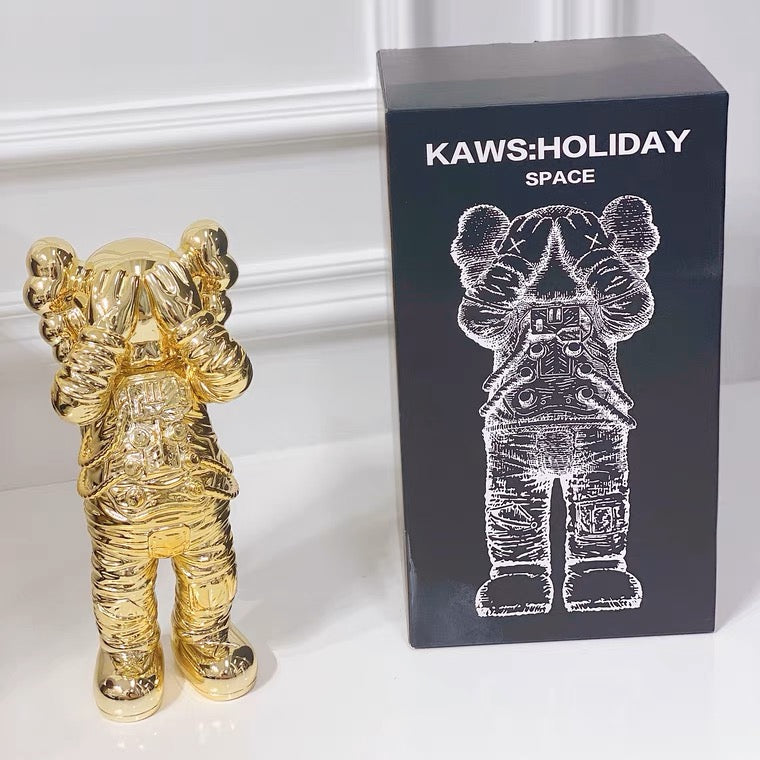 مجسم MANDKAWS اصدار خاص