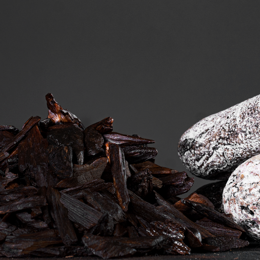 عود بالعنبر