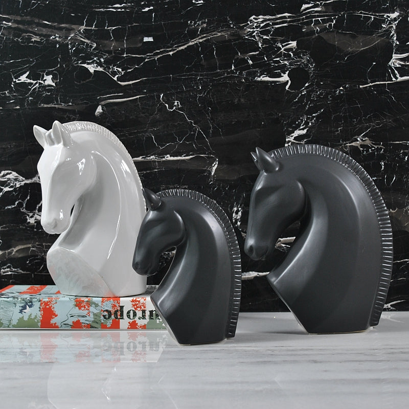 مجسم حصان عصري