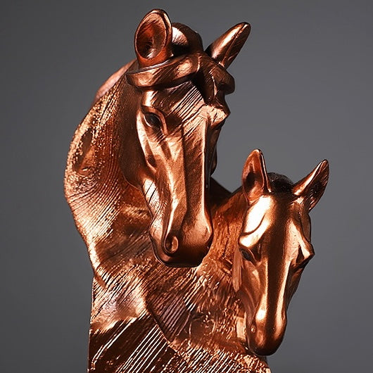 مجسم رؤس خيول من الريزن