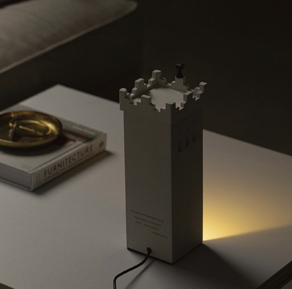 اضاءة مكتبية بنمط "Monument Valley" 101