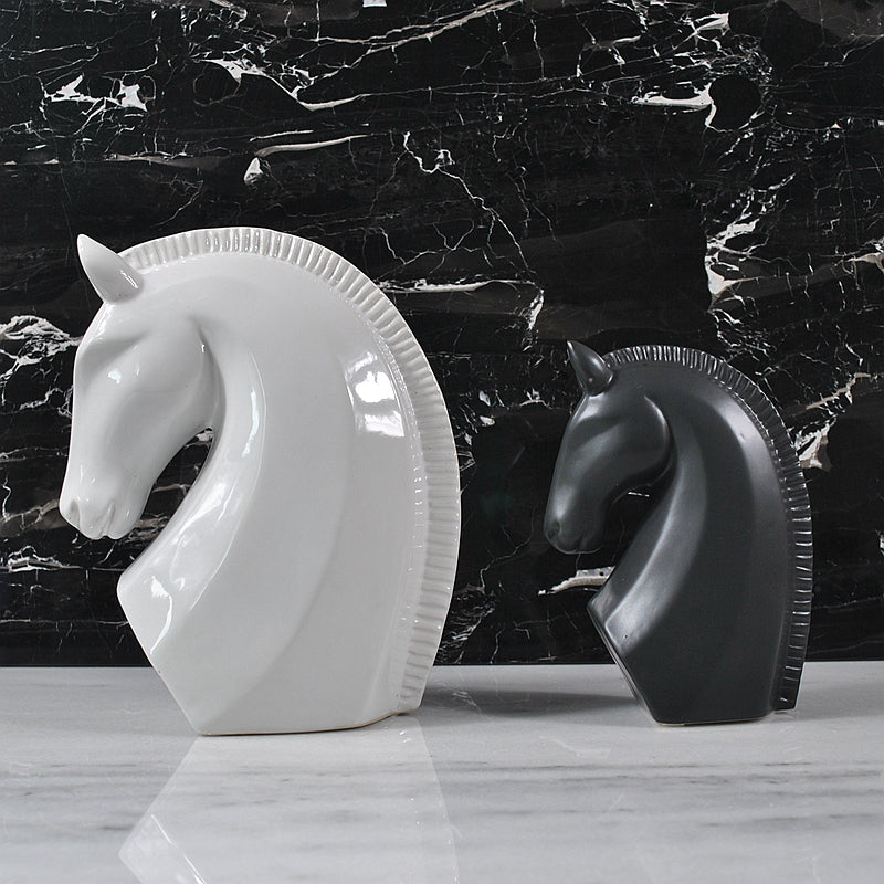 مجسم حصان عصري