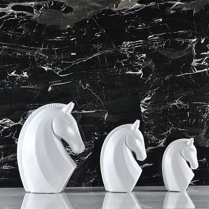 مجسم حصان عصري