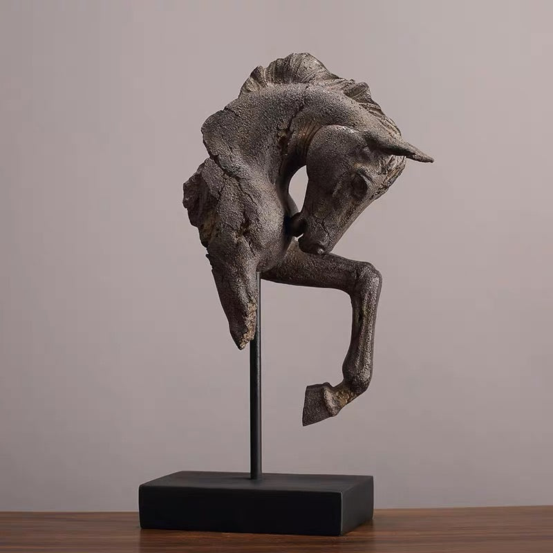 خيل بنمط عتيق