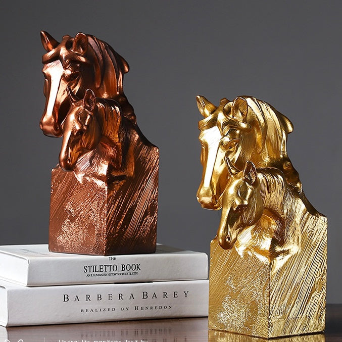 مجسم رؤس خيول من الريزن