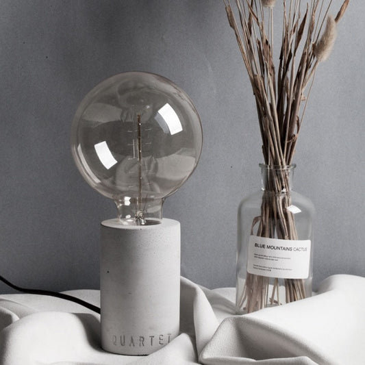 اضاءة مكتبية مع قاعدة اسمنتية