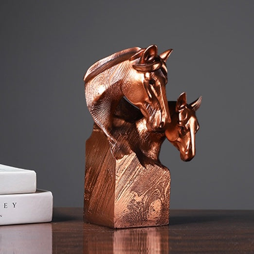 مجسم رؤس خيول من الريزن