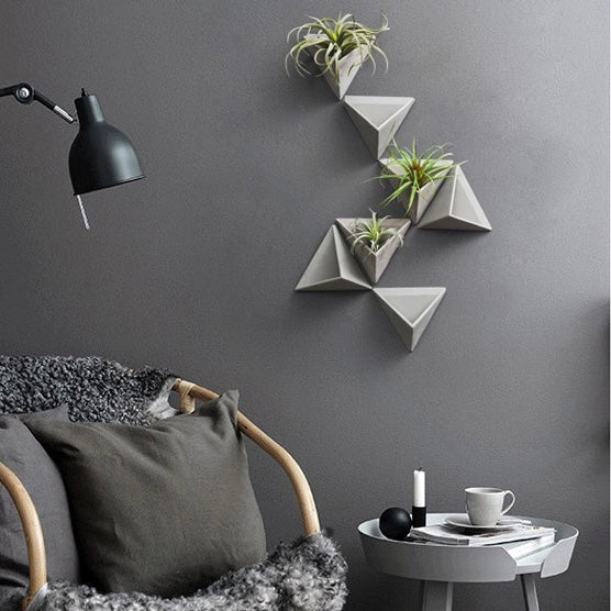 اواني نباتات خرسانية معلقة