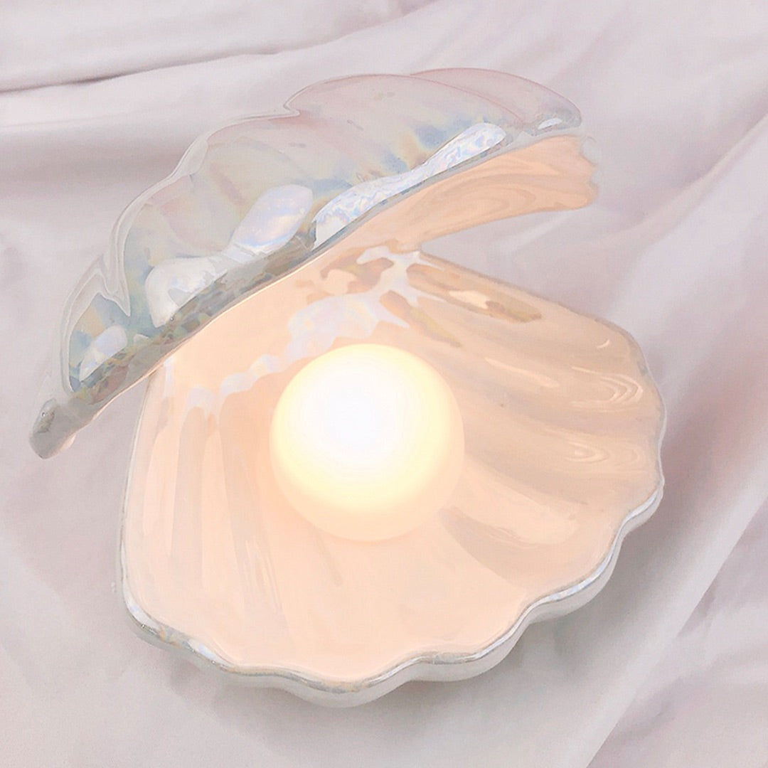 Pearl decoration with warm light