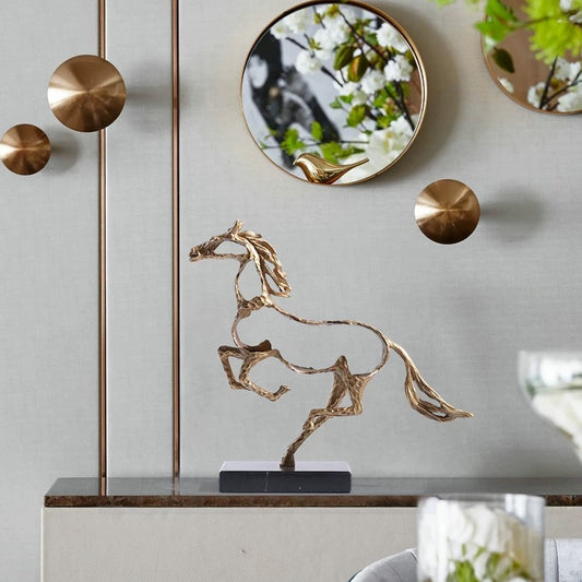 خيل نحاسي فني مفرغ